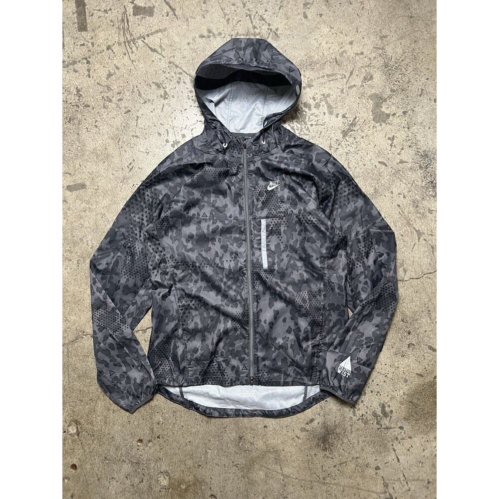 Nike Gray Camo Patterned‎ Athletics West 2011 Nylon Sample Windbreaker Men’s M